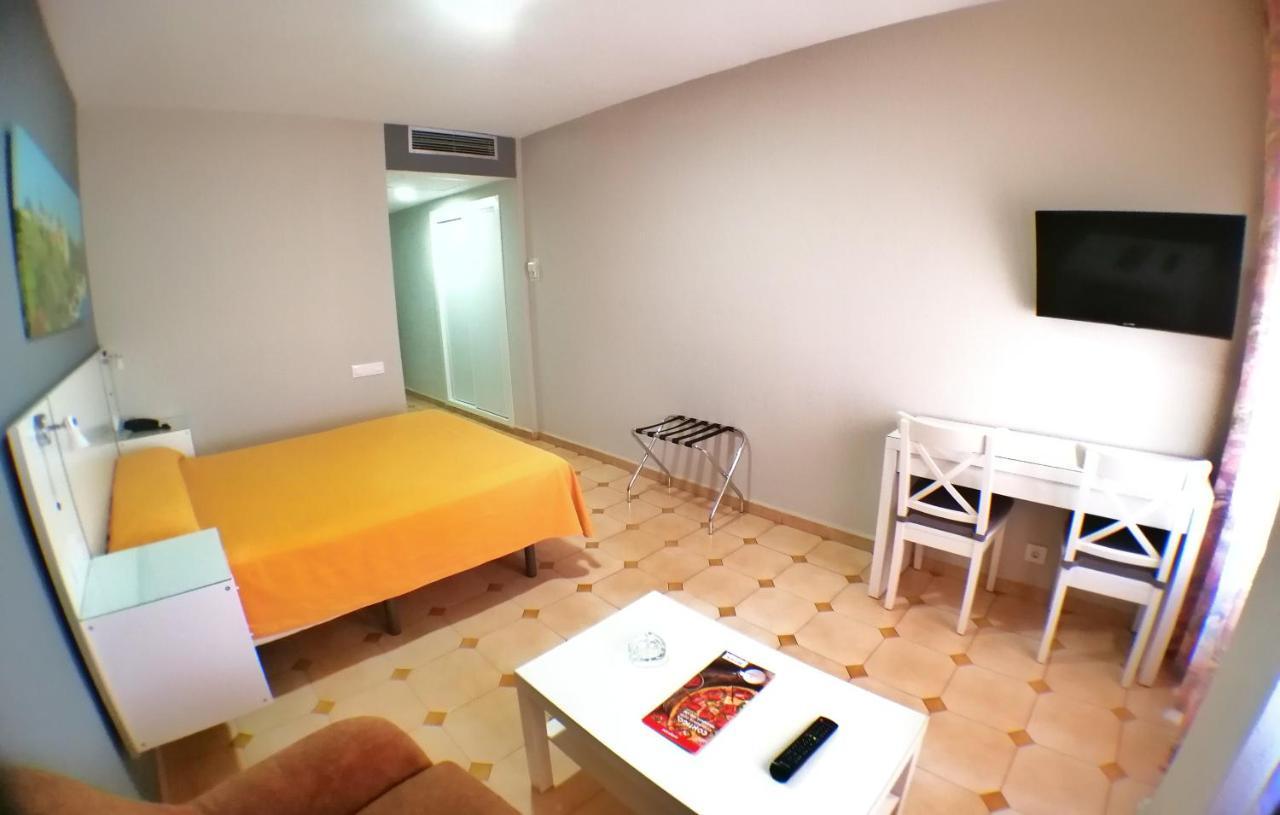 Apartamentos Resitur Seville Luaran gambar