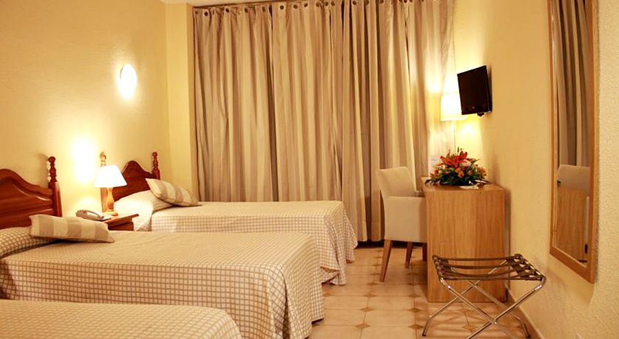 Apartamentos Resitur Seville Luaran gambar