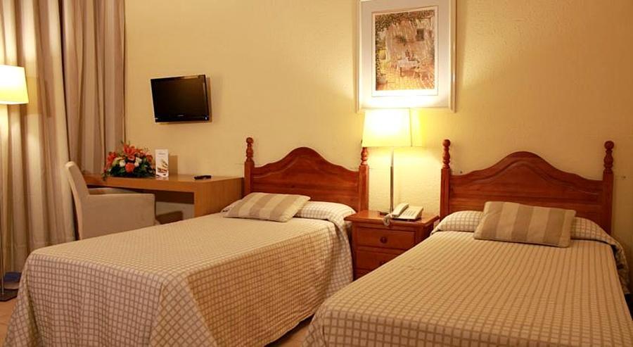 Apartamentos Resitur Seville Luaran gambar