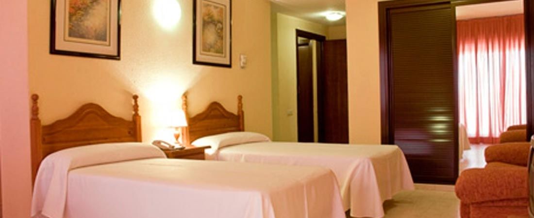 Apartamentos Resitur Seville Luaran gambar
