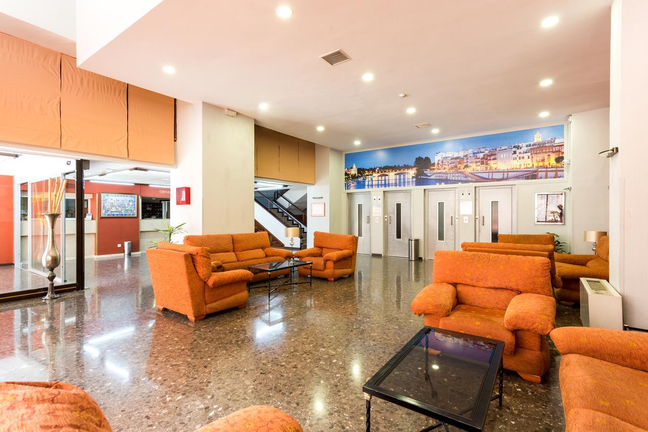 Apartamentos Resitur Seville Luaran gambar