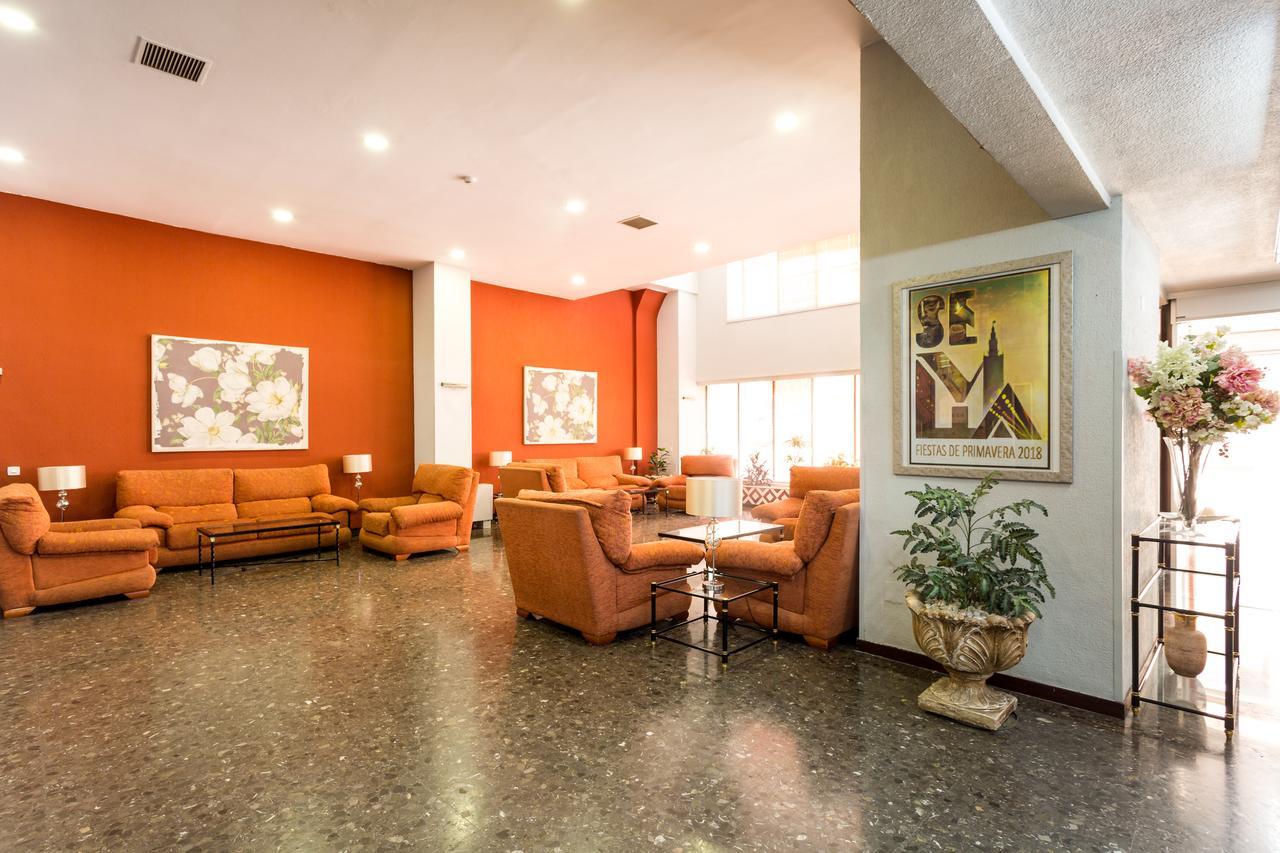 Apartamentos Resitur Seville Luaran gambar