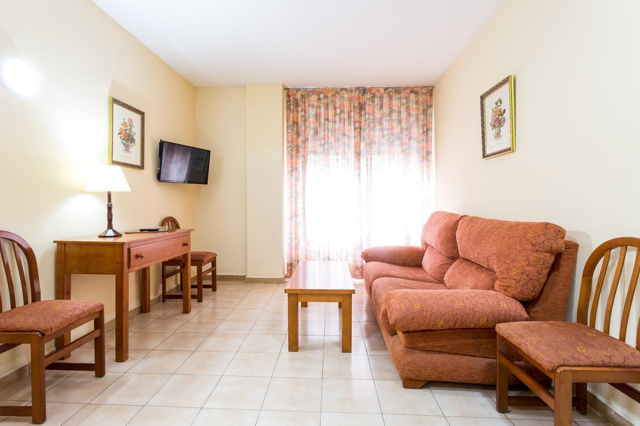 Apartamentos Resitur Seville Luaran gambar