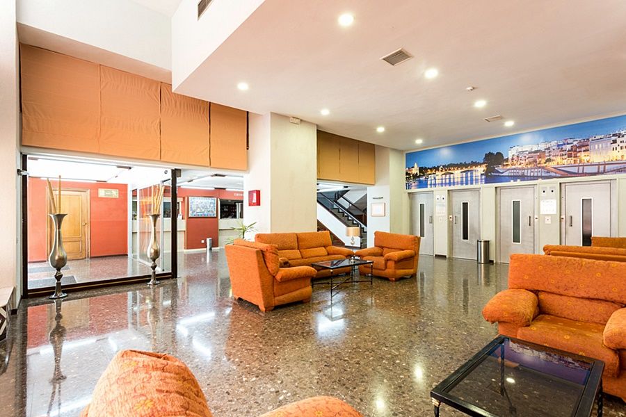 Apartamentos Resitur Seville Luaran gambar